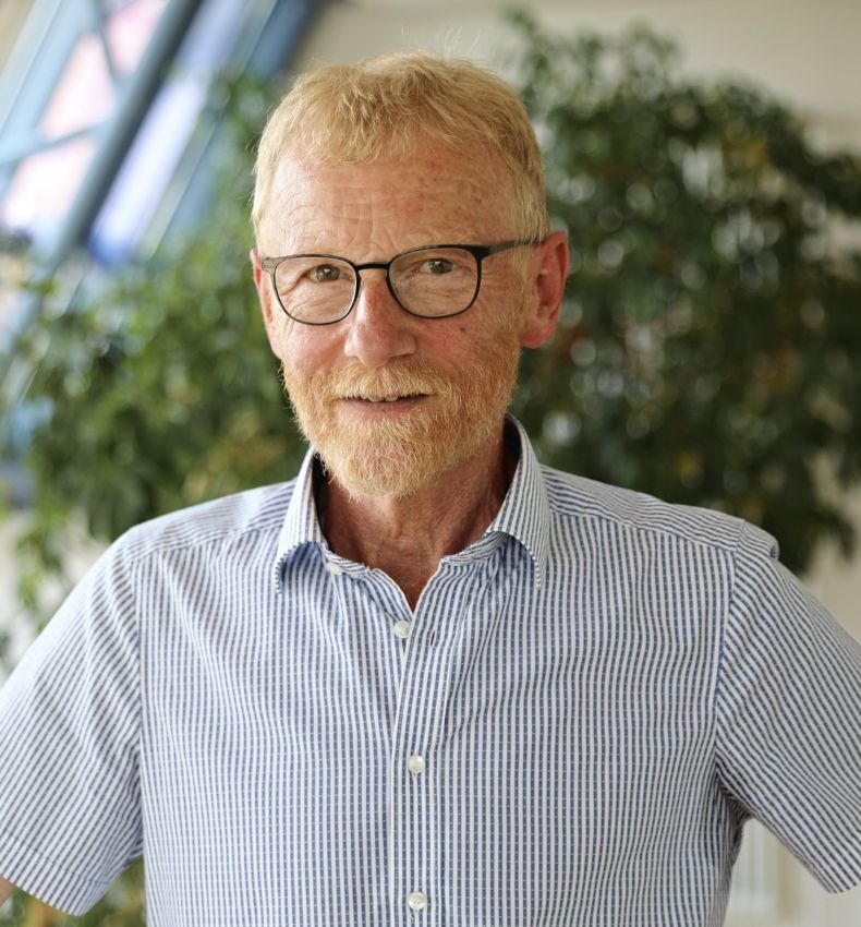 Dr. Manfred Siglinger